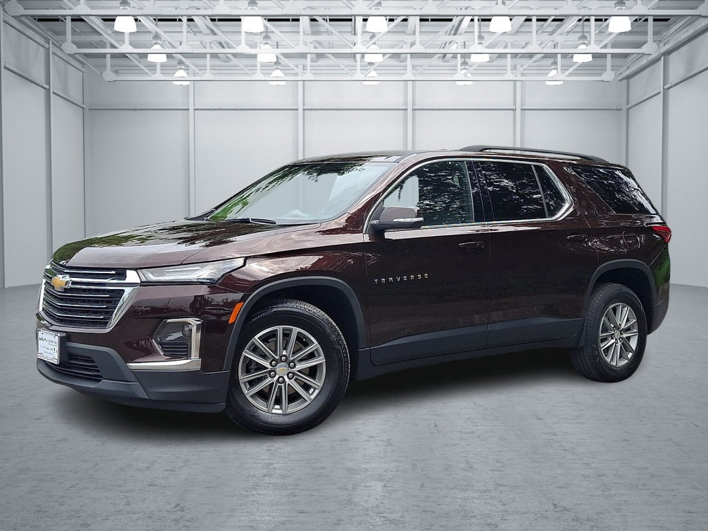 Used 2023 Chevrolet Traverse LT AWD/4WD image 5