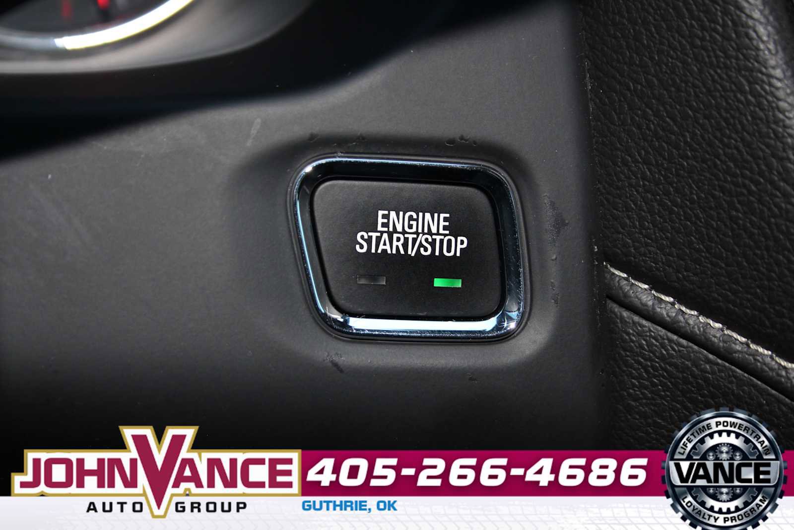 Used 2020 GMC Acadia SLT w/ Driver Alert Package II image 39