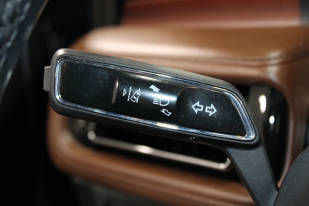 Used 2022 Lincoln Nautilus Reserve w/ Equipment Group 201A image 26