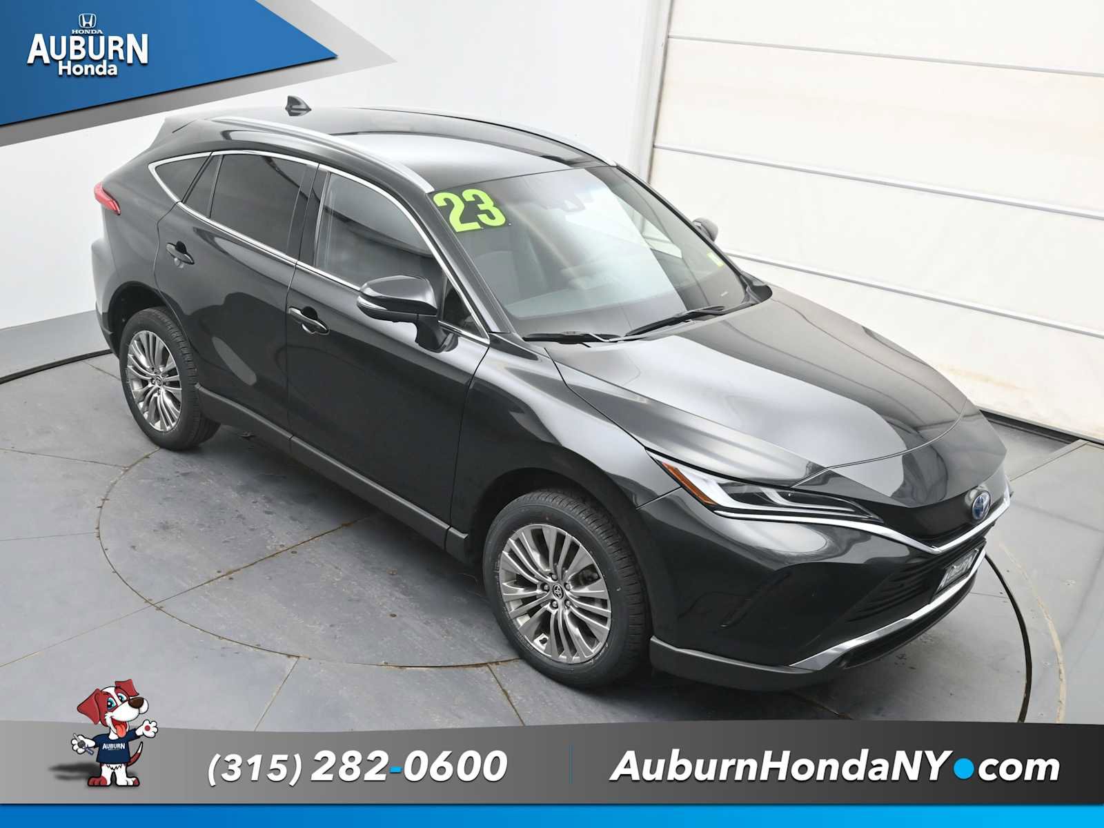 Used 2023 Toyota Venza Limited image 24