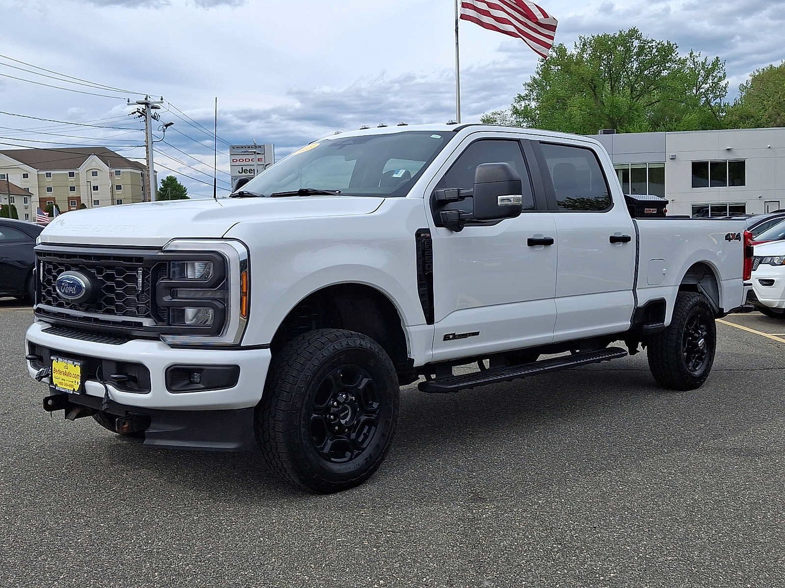 Used 2023 Ford F250 XL w/ STX Appearance Package AWD/4WD image 3