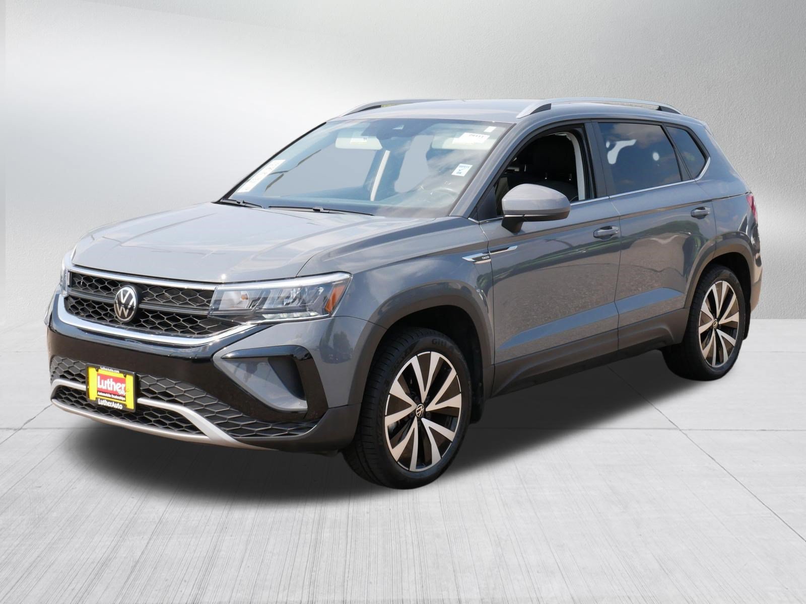 Used 2023 Volkswagen Taos SE AWD/4WD image 3