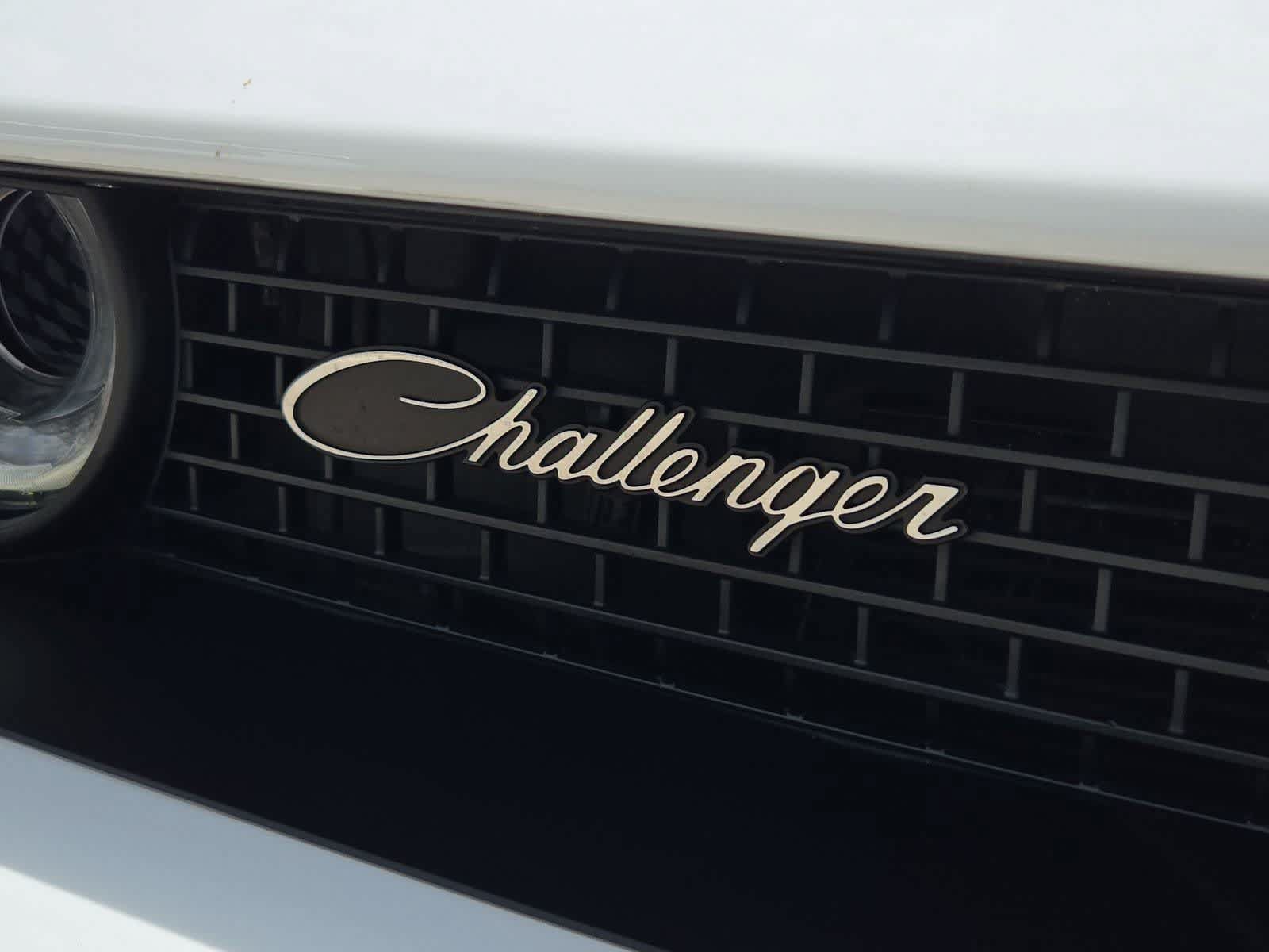 Used 2021 Dodge Challenger R/T Scat Pack RWD image 11