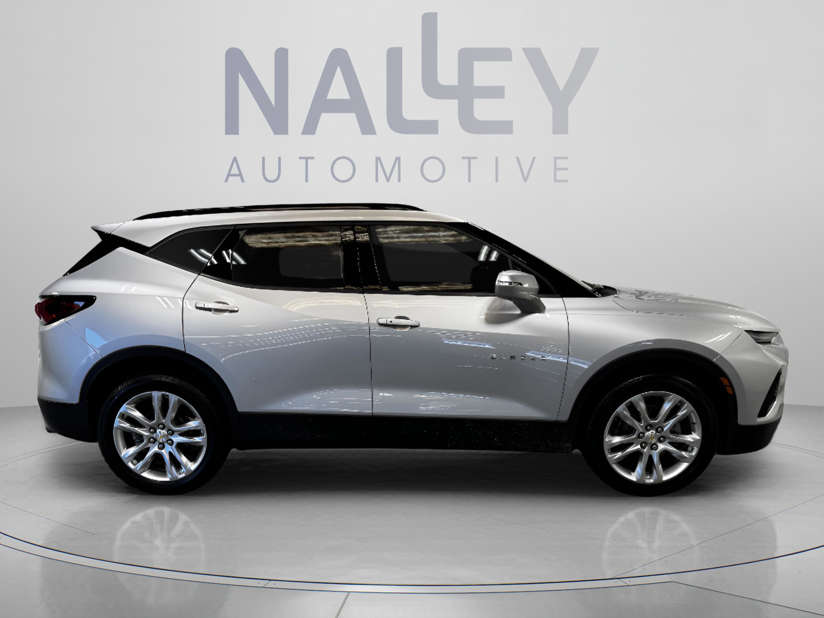 Used 2019 Chevrolet Blazer LT w/ Sun and Wheels Package FWD image 6
