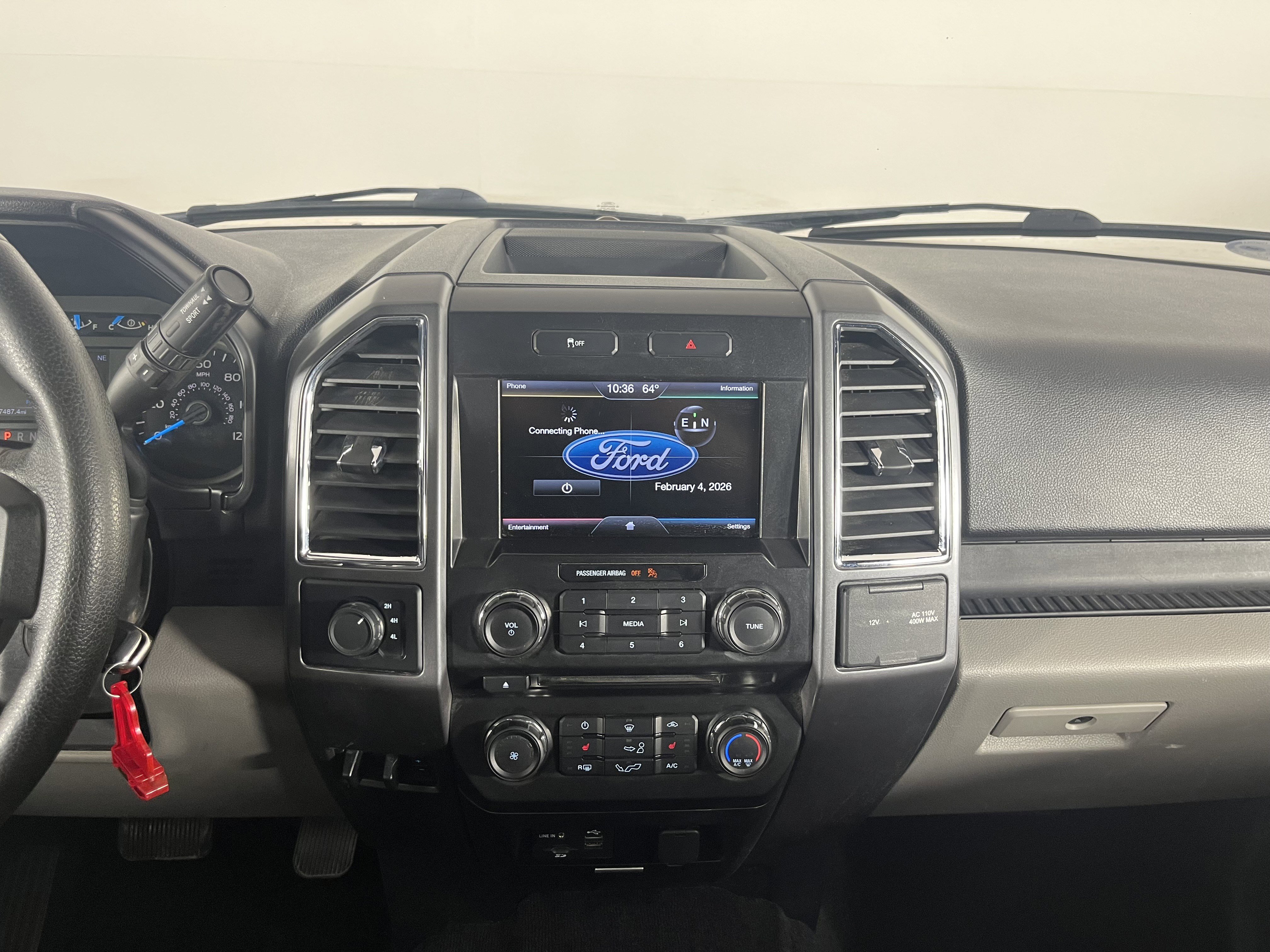 Used 2015 Ford F150 XLT w/ Equipment Group 302A Luxury image 14