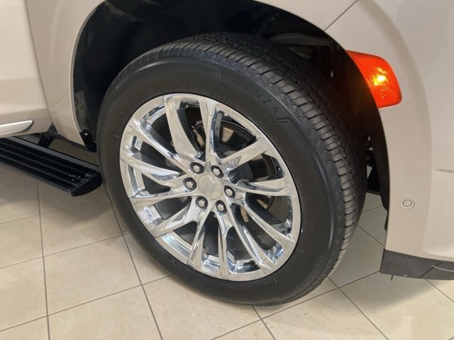 Used 2023 Cadillac Escalade Premium Luxury Platinum image 33