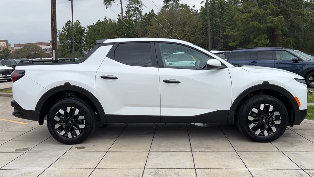 Used 2026 Hyundai Santa Cruz SE FWD image 14