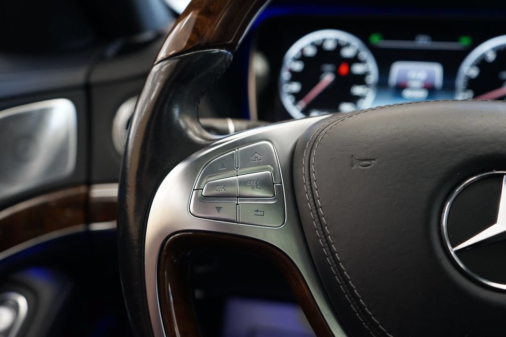 Used 2015 Mercedes-Benz S 550 4MATIC Sedan image 31