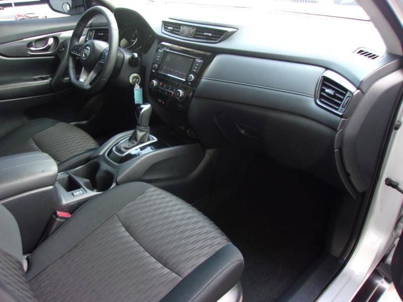 Used 2019 Nissan Rogue S w/ Special Edition Package FWD image 21