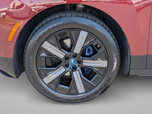 Certified 2024 BMW iX xDrive50 w/ Sport Package AWD/4WD image 24