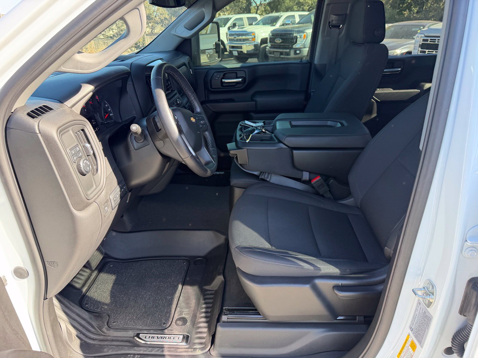 Used 2025 Chevrolet Silverado 3500 W/T RWD image 10