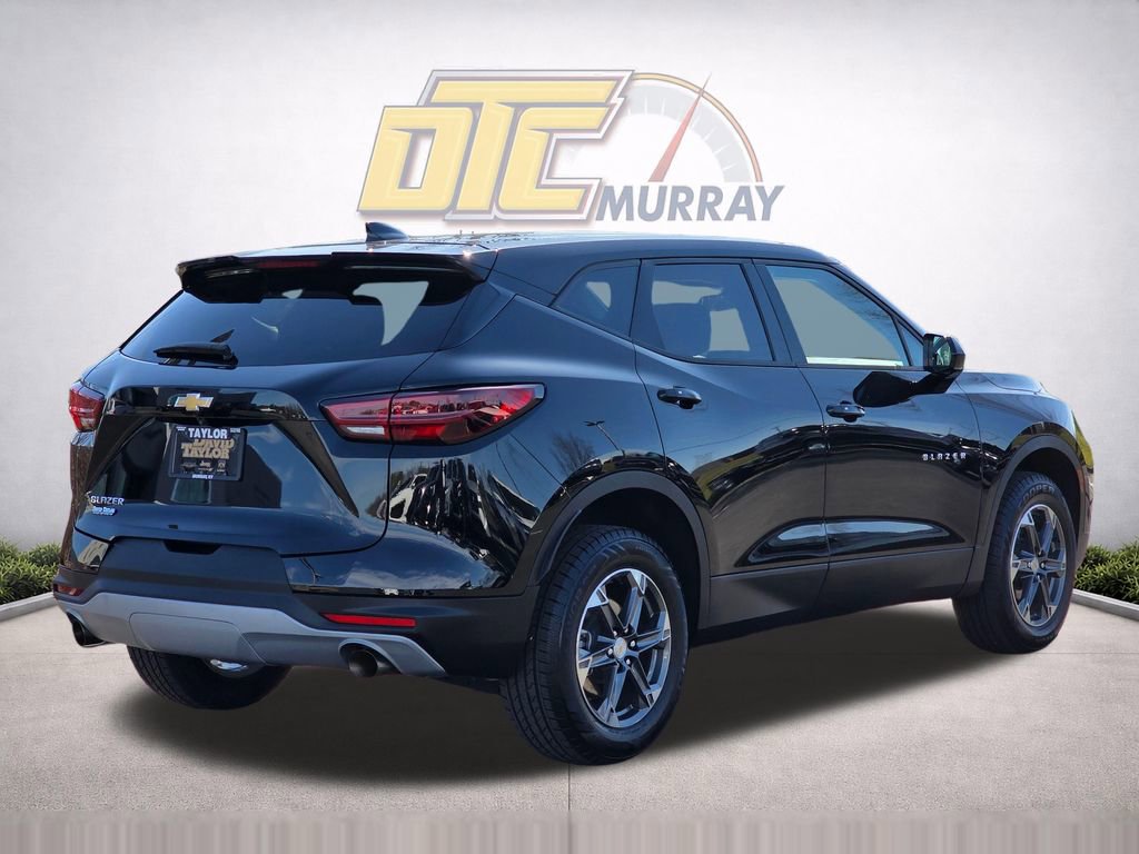Used 2025 Chevrolet Blazer LT image 5