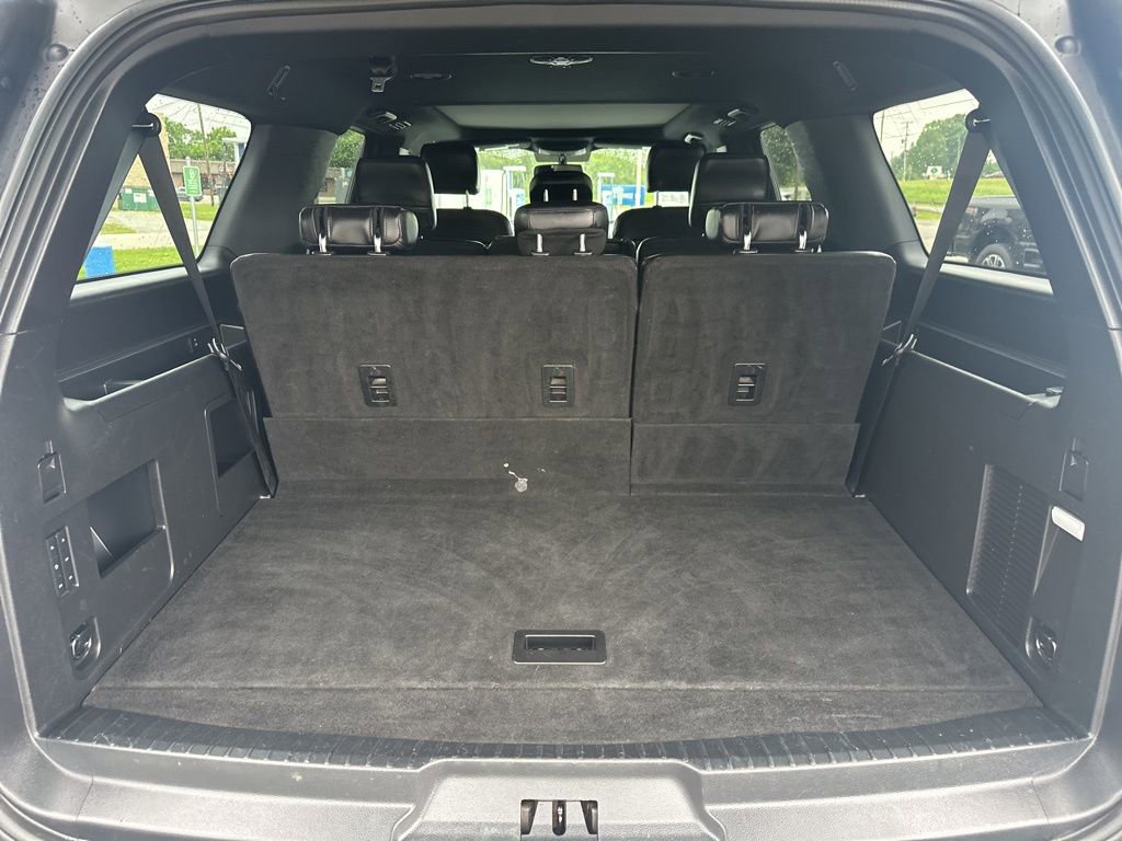 Used 2018 Ford Expedition Max XLT w/ Equipment Group 202A AWD/4WD image 12