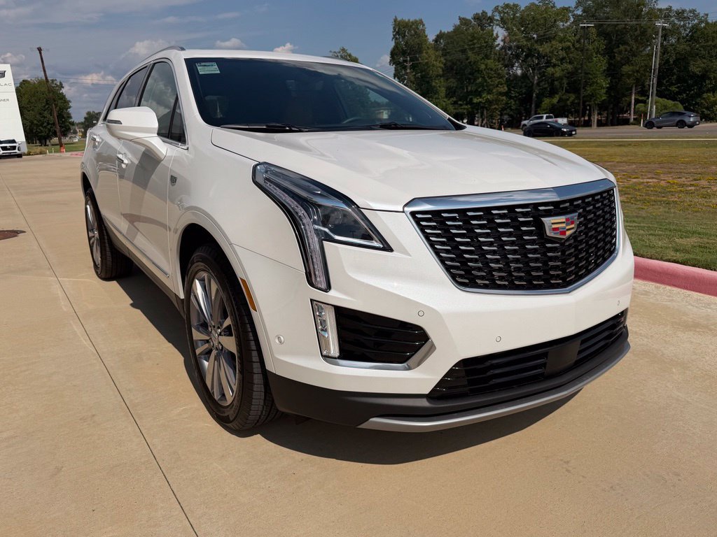 New 2026 Cadillac XT5 Premium Luxury w/ Driver Assist Package FWD image 9
