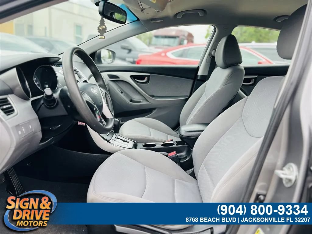 Used 2016 Hyundai Elantra SE FWD image 5
