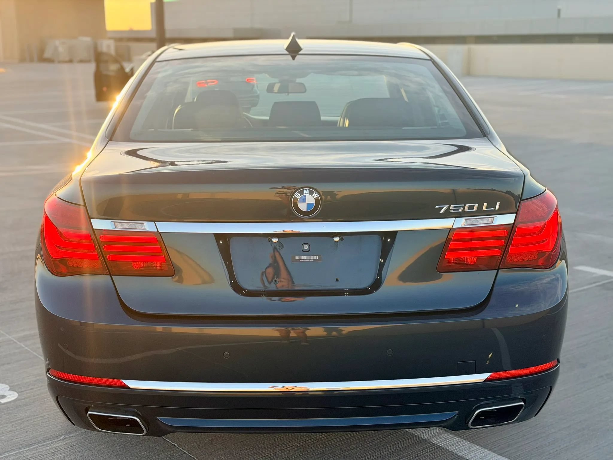 Used 2014 BMW 750Li RWD image 8