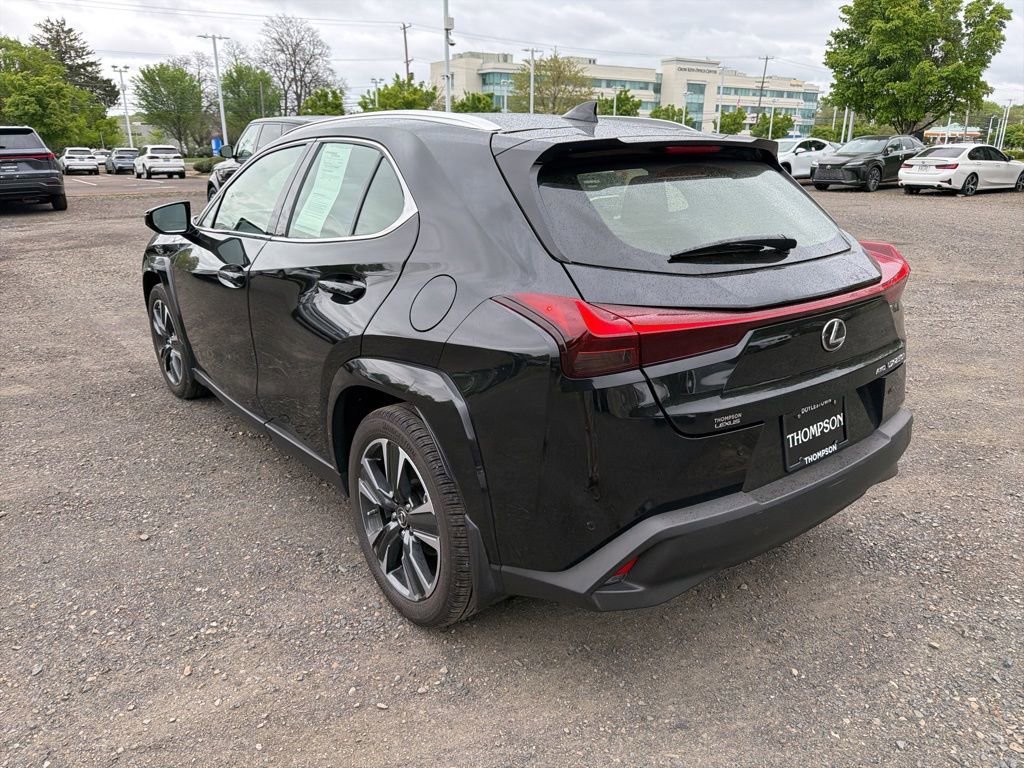 Used 2023 Lexus UX 250h AWD w/ Premium Package image 7