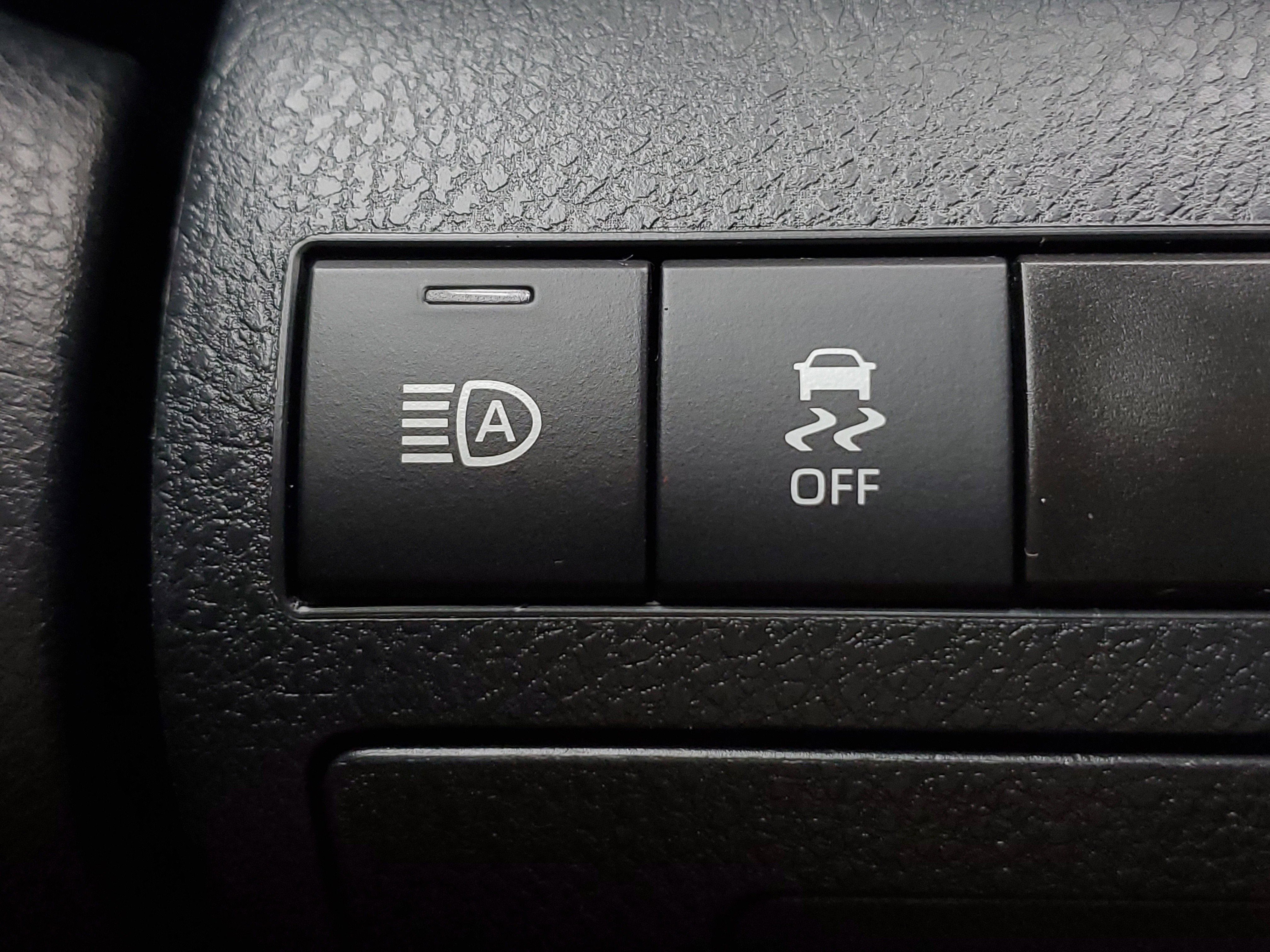 Used 2024 Toyota Camry XSE FWD image 30