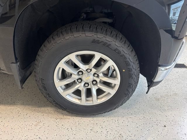 Used 2019 Chevrolet Silverado 1500 LT w/ All-Star Edition AWD/4WD image 10