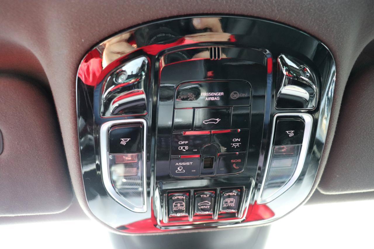 Used 2023 Maserati Grecale GT image 46