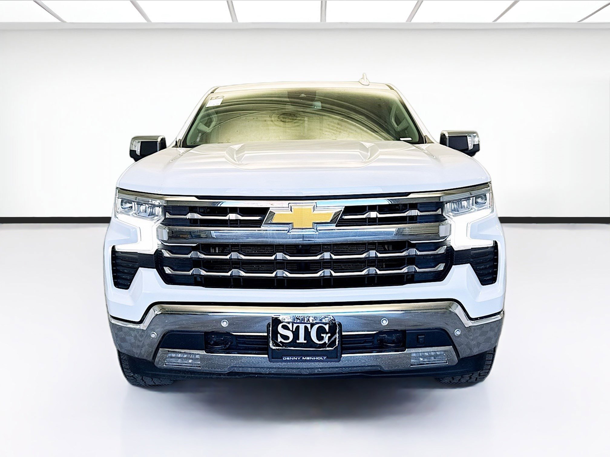 Used 2022 Chevrolet Silverado 1500 LTZ w/ LTZ Convenience Package II image 2