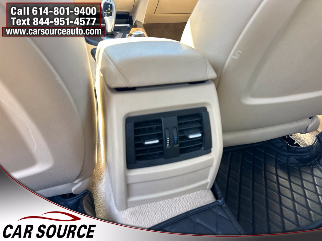 Used 2015 BMW 320i xDrive Sedan AWD/4WD image 19