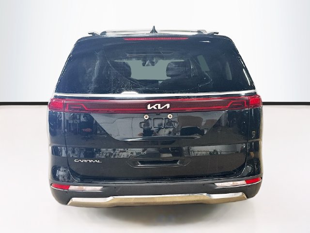 Certified 2024 Kia Carnival SX Prestige FWD image 6