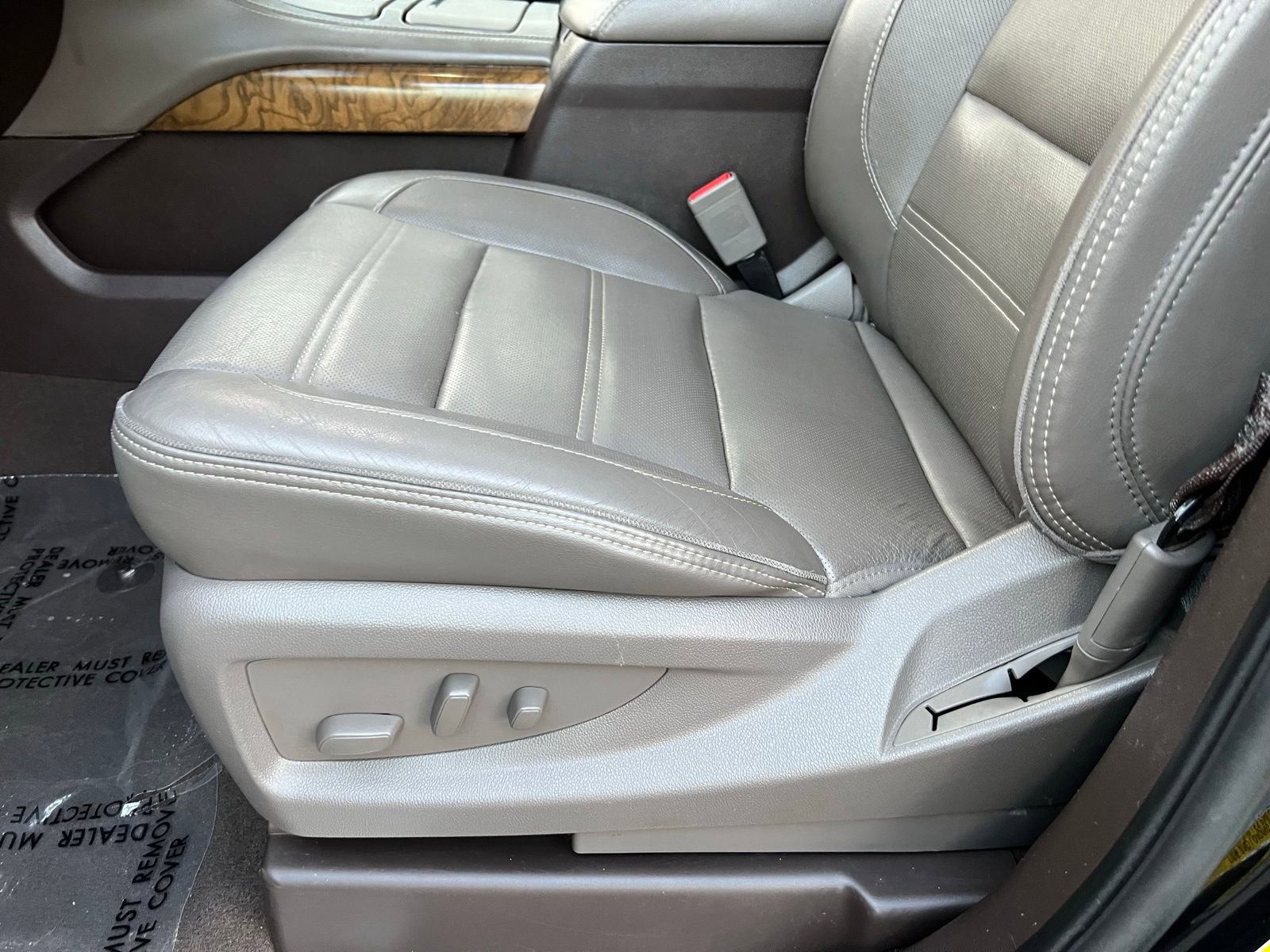 Used 2019 GMC Yukon XL Denali image 13