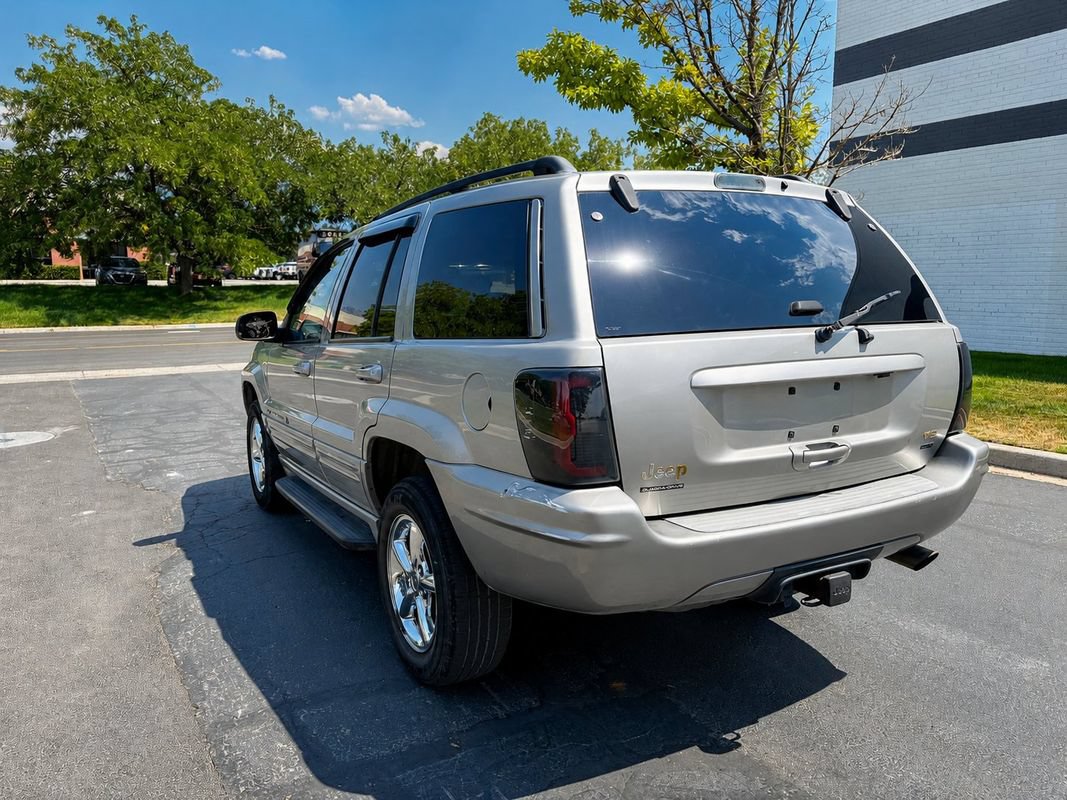 Used 2002 Jeep Grand Cherokee Overland AWD/4WD image 2