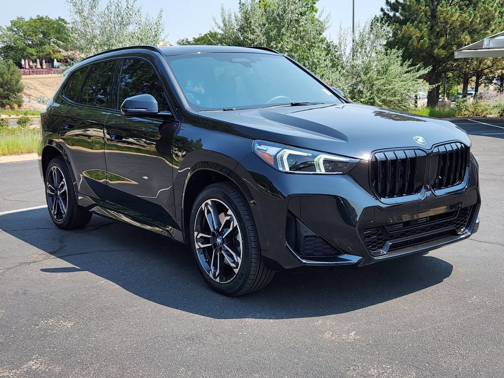 Used 2023 BMW X1 xDrive28i w/ Premium Package AWD/4WD image 4
