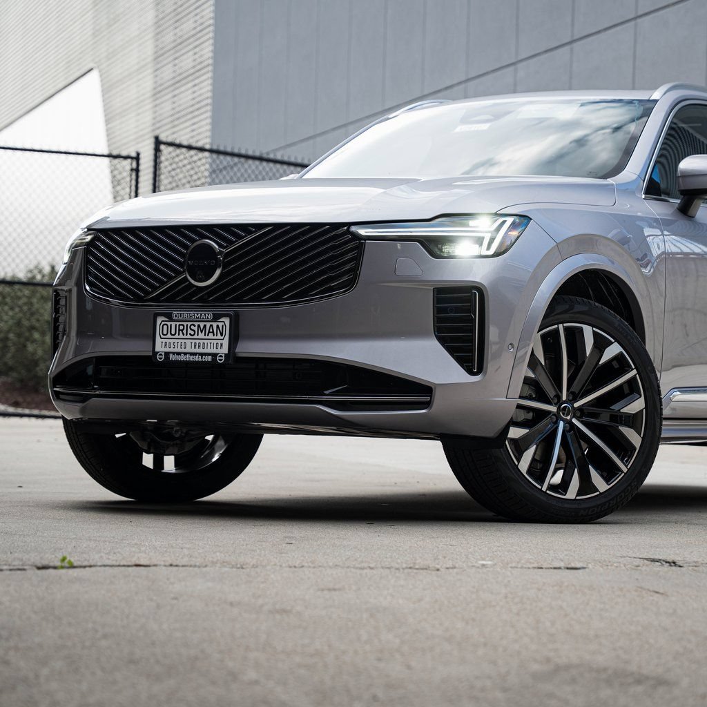 New 2026 Volvo XC90 B6 Ultra w/ Protection Package Premier AWD/4WD image 2
