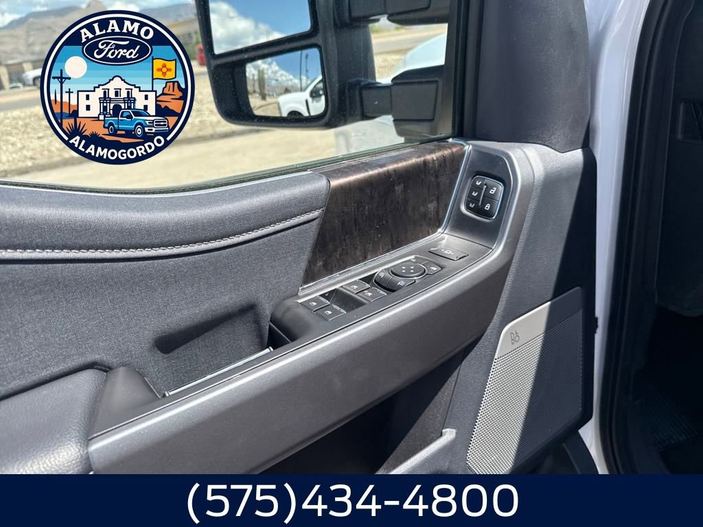 New 2024 Ford F250 Lariat w/ Lariat Ultimate Package image 4
