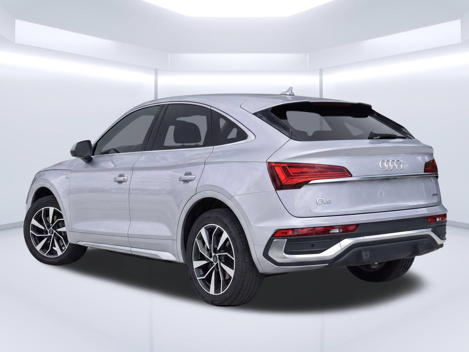Certified 2022 Audi Q5 2.0T Premium Plus w/ Premium Plus Package AWD/4WD image 7