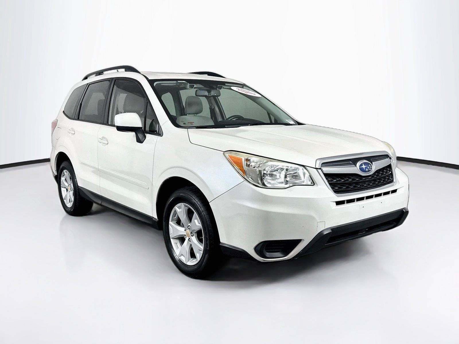 Used 2015 Subaru Forester 2.5i Premium AWD/4WD image 9