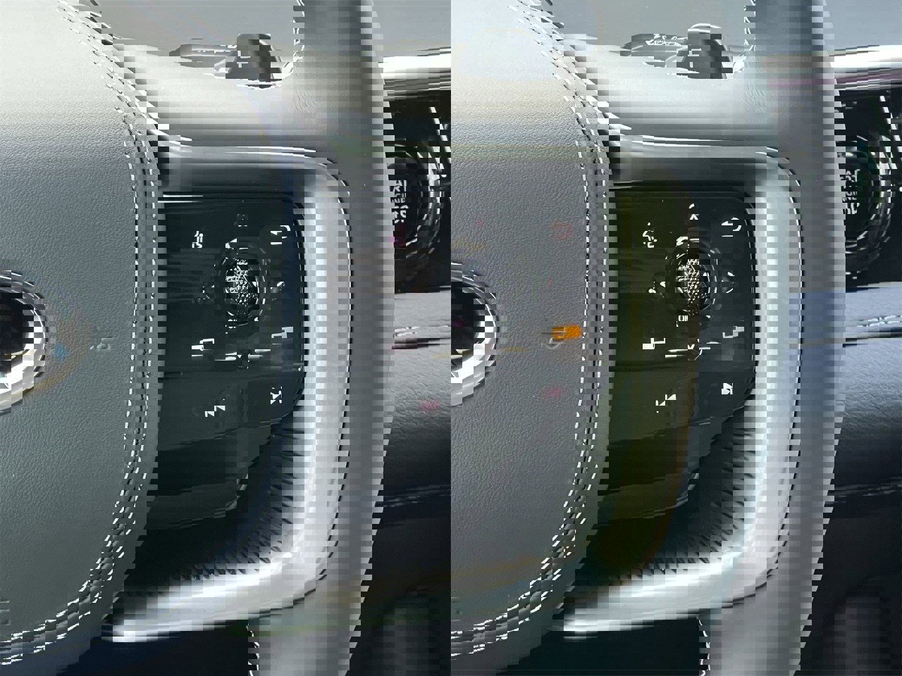 New 2026 INFINITI QX80 4WD image 13