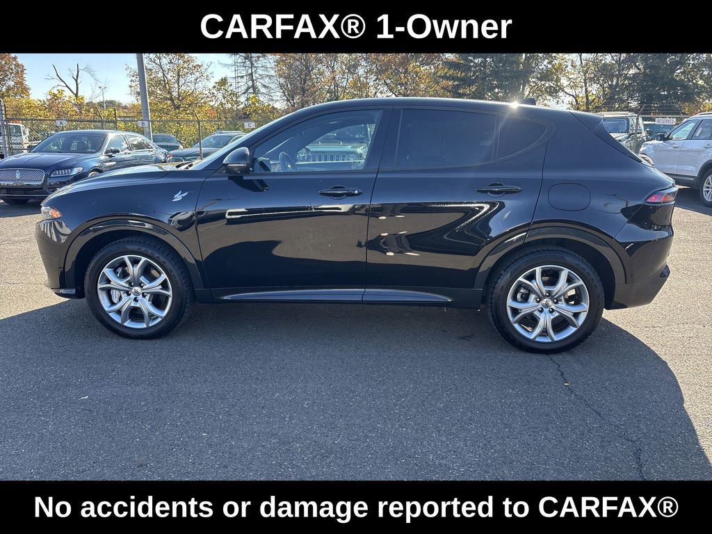 Used 2024 Dodge Hornet R/T Plus w/ Tech Pack Plus w/o Parking image 2