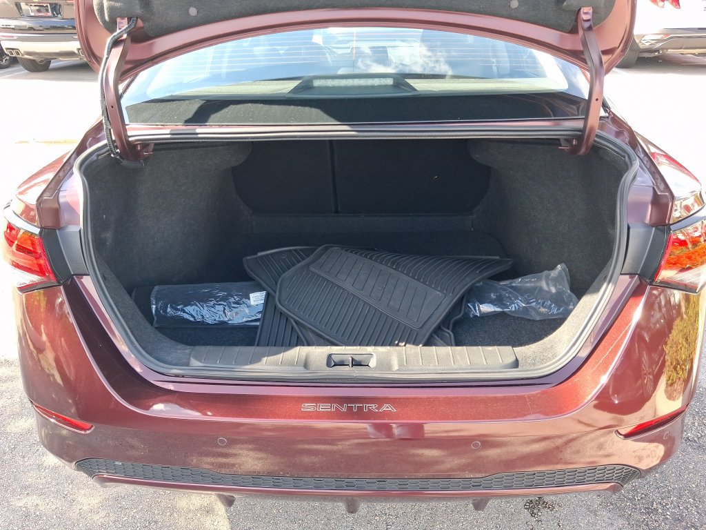 Certified 2025 Nissan Sentra SV w/ All-Weather Package FWD image 14