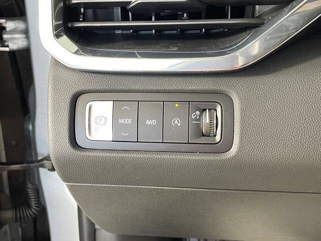 New 2026 GMC Acadia Elevation w/ Elevation Premium Package AWD/4WD image 11