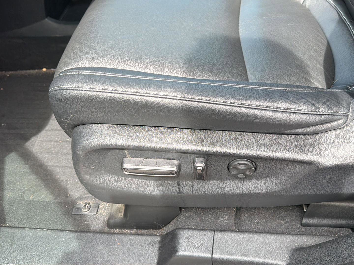 Used 2023 Honda Odyssey EX-L image 17