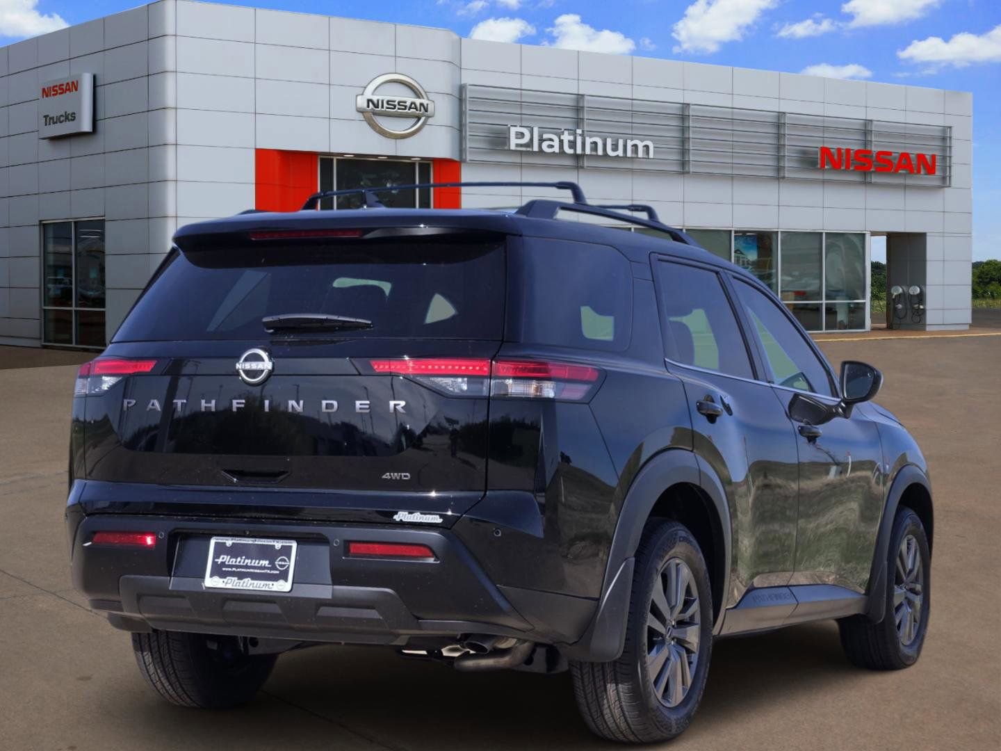 New 2026 Nissan Pathfinder SV image 4