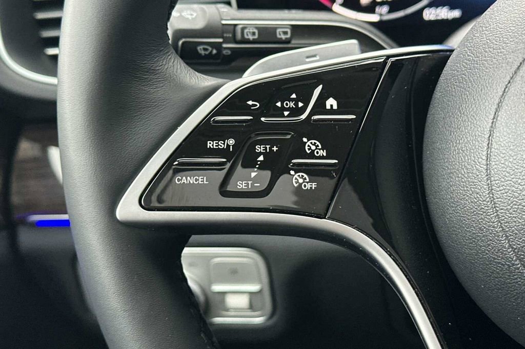 Certified 2025 Mercedes-Benz GLE 350 4MATIC image 32