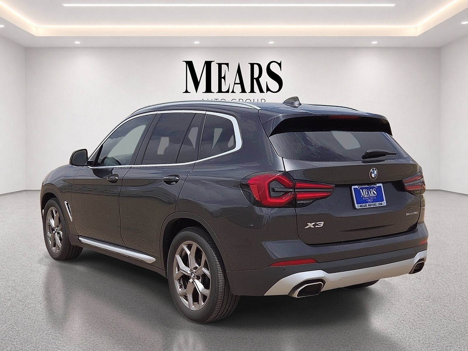 Used 2022 BMW X3 sDrive30i w/ Convenience Package RWD image 3
