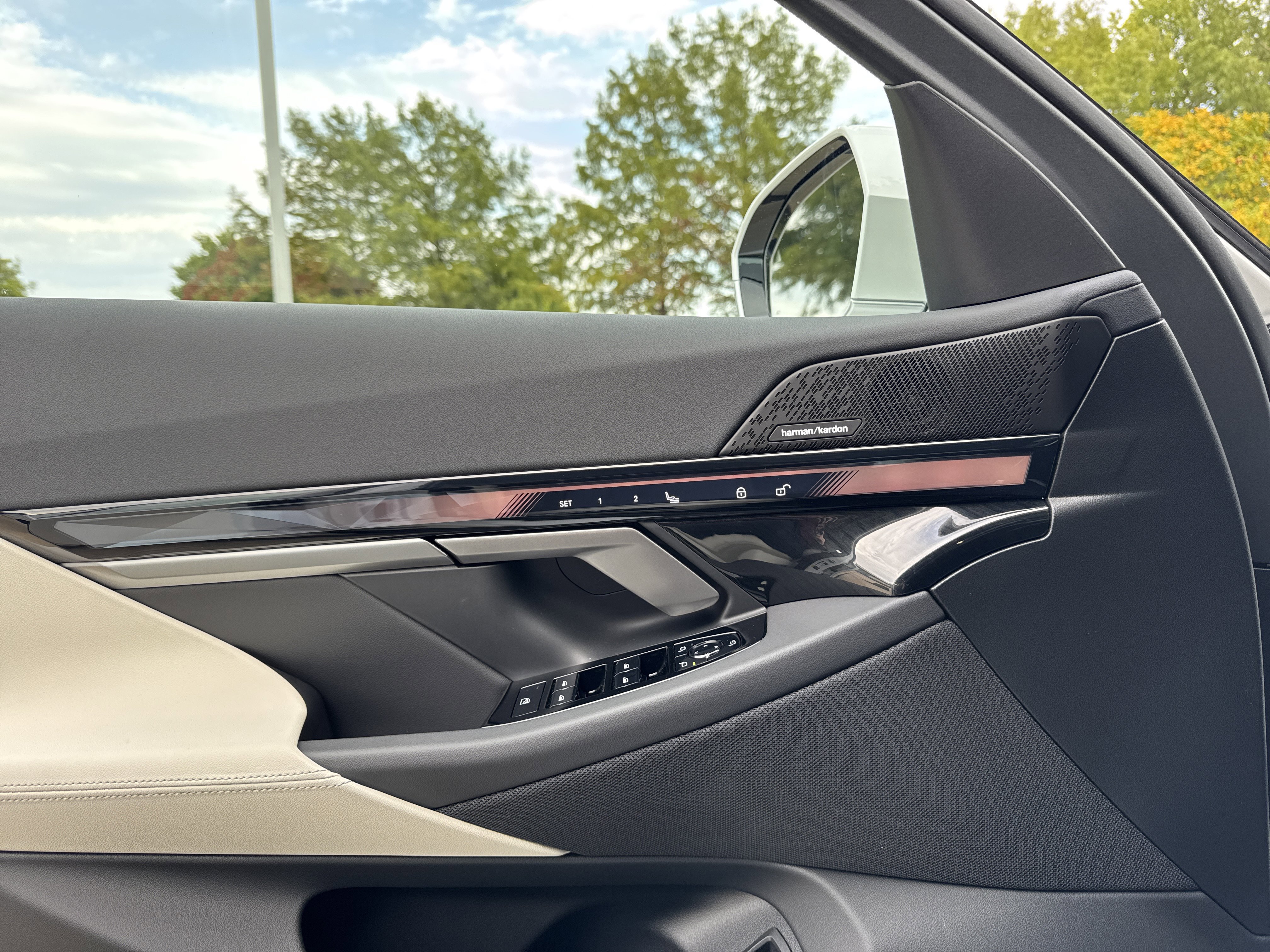 New 2026 BMW i5 eDrive40 w/ Premium Package image 21