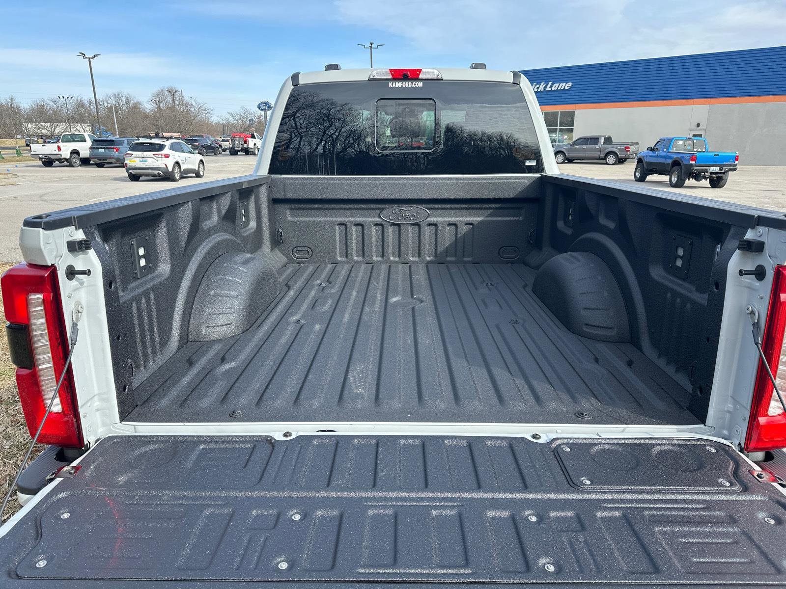 New 2026 Ford F250 Lariat w/ Black Appearance Package image 12