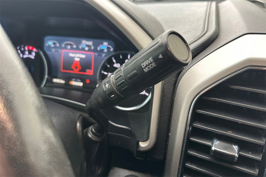 Used 2020 Ford F350 Lariat w/ Lariat Ultimate Package image 23