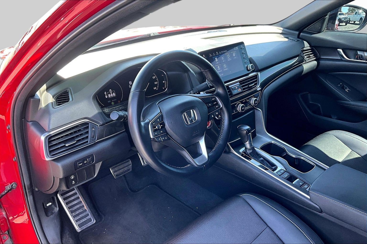 Used 2021 Honda Accord Sport image 12