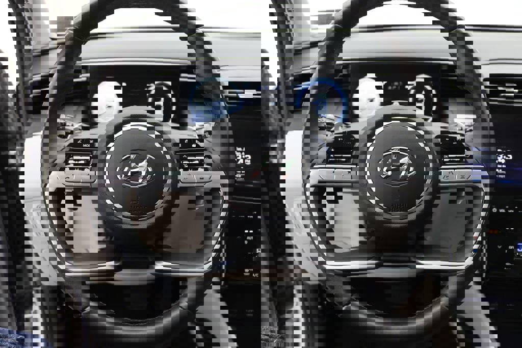 Used 2023 Hyundai Tucson Limited image 19