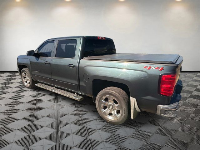 Used 2018 Chevrolet Silverado 1500 LT w/ LT Eassist Package AWD/4WD image 9