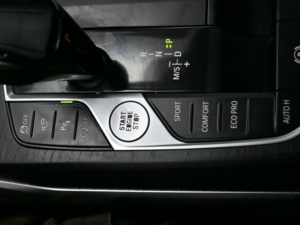 Used 2021 BMW 430i Convertible w/ Parking Assistance Package image 29