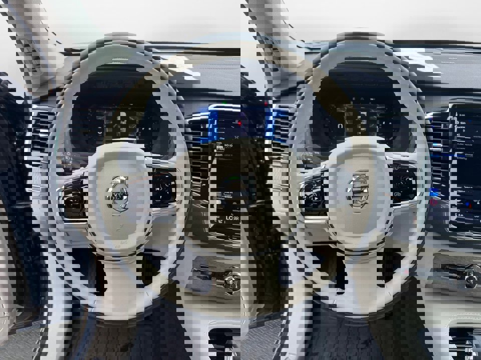 Certified 2023 Volvo XC90 B6 Plus w/ Protection Package Premier image 10